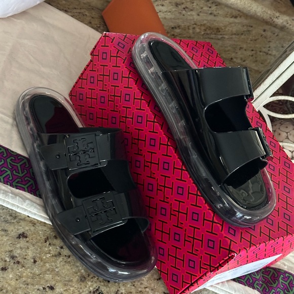 New Tory burch BUCKLE BUBBLE JELLY sandal 🖤 - Picture 8 of 9